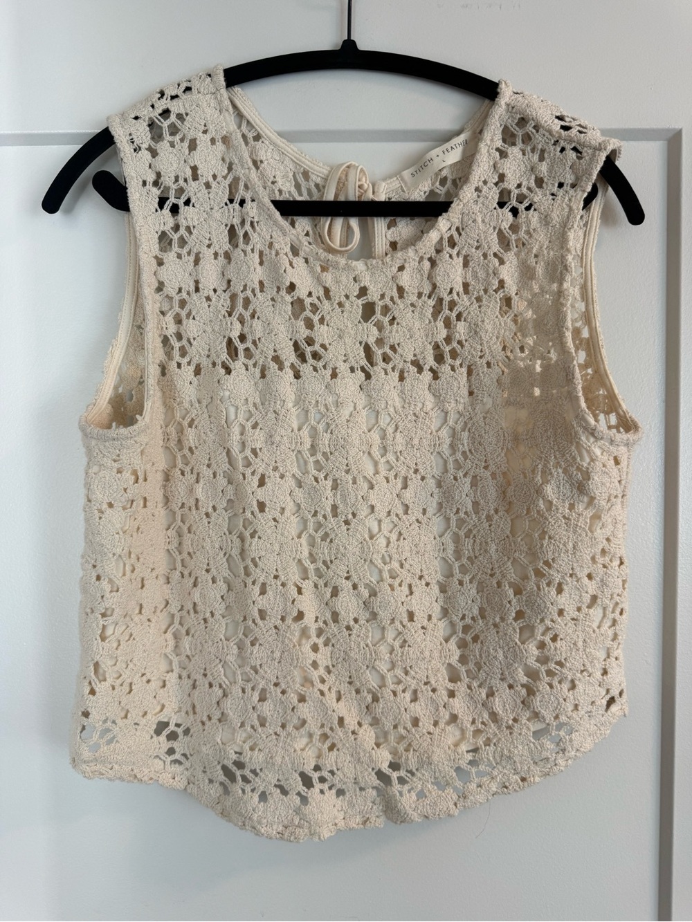 Light Cream Crochet Lace Tank Top by
